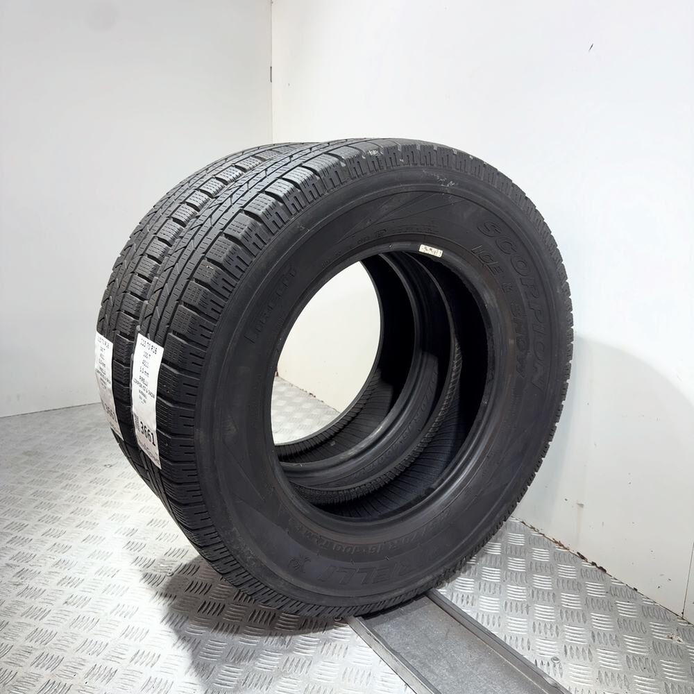 Gomme usate PIRELLI Scorpion Ice & Snow 215/70 R16 100T – foto 04 | Prima Gomme PIRELLI Scorpion Ice & Snow 215/70 R16 100T, dettaglio fotografico 4