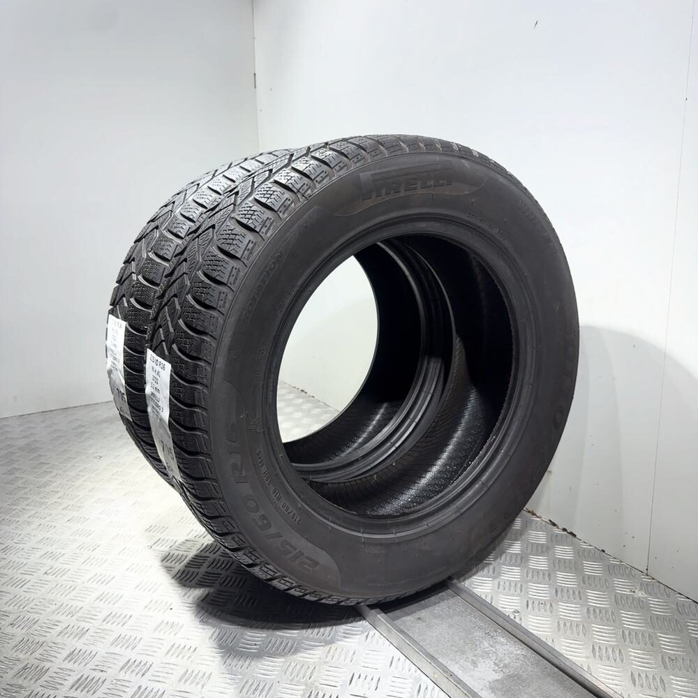 Gomme usate PIRELLI Sottozero 3 215/60 R16 99H – foto 04 | Prima Gomme PIRELLI Sottozero 3 215/60 R16 99H, dettaglio fotografico 4