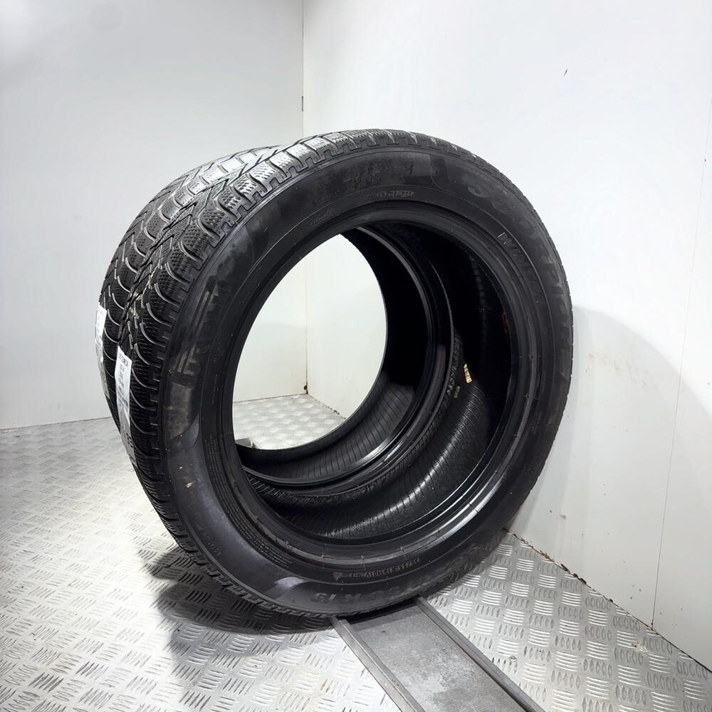 Gomme usate PIRELLI Scorpion Winter 235/55 R19 101V – foto 04 | Prima Gomme PIRELLI Scorpion Winter 235/55 R19 101V, dettaglio fotografico 4