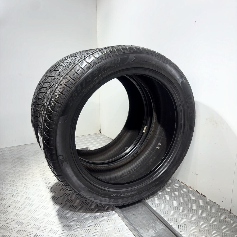 Gomme usate PIRELLI Scorpion Winter 265/45 R20 104V – foto 04 | Prima Gomme PIRELLI Scorpion Winter 265/45 R20 104V, dettaglio fotografico 4