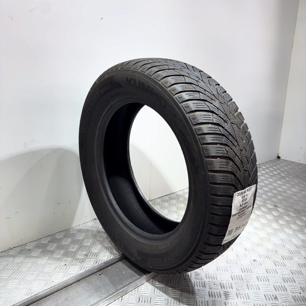 Gomma usata Kumho Wintercraft WP52 215/60 R17 100V – foto 05 | Prima Gomme Kumho Wintercraft WP52 215/60 R17 100V, dettaglio fotografico 5
