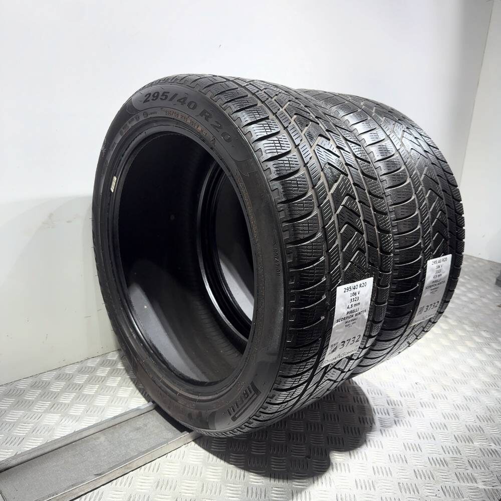 Gomme usate PIRELLI Scorpion Winter 295/40 R20 106V – foto 05 | Prima Gomme PIRELLI Scorpion Winter 295/40 R20 106V, dettaglio fotografico 5