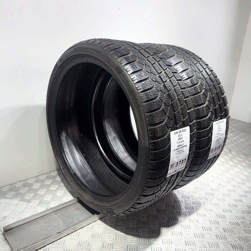 Gomme usate PIRELLI P Zero Winter 245/35 R20 91V – foto 05 | Prima Gomme PIRELLI P Zero Winter 245/35 R20 91V, dettaglio fotografico 5