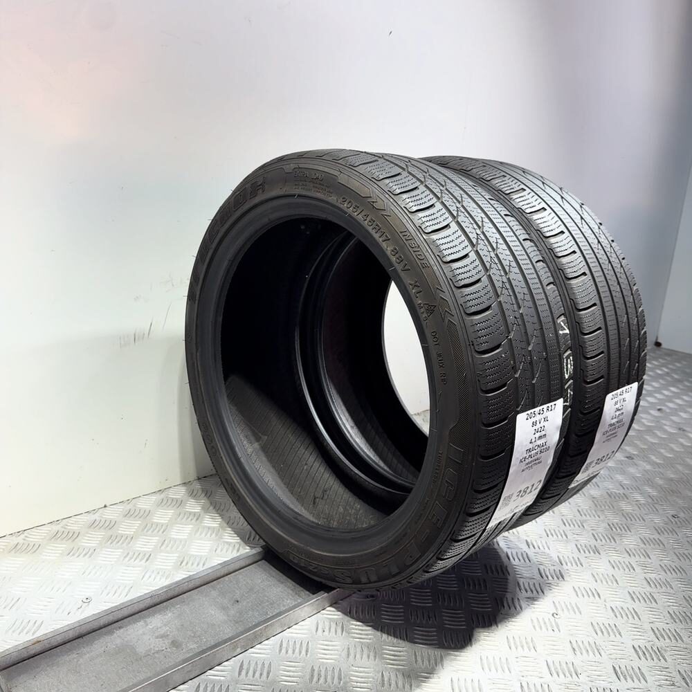 Gomme Usate 205 45 R17 88V XL Tracmax Ice-Plus S210 Invernali | Gomme Usate | PrimaGomme.it TRACMAX Ice-Plus S210 205/45 R17 88V, dettaglio fotografico 5