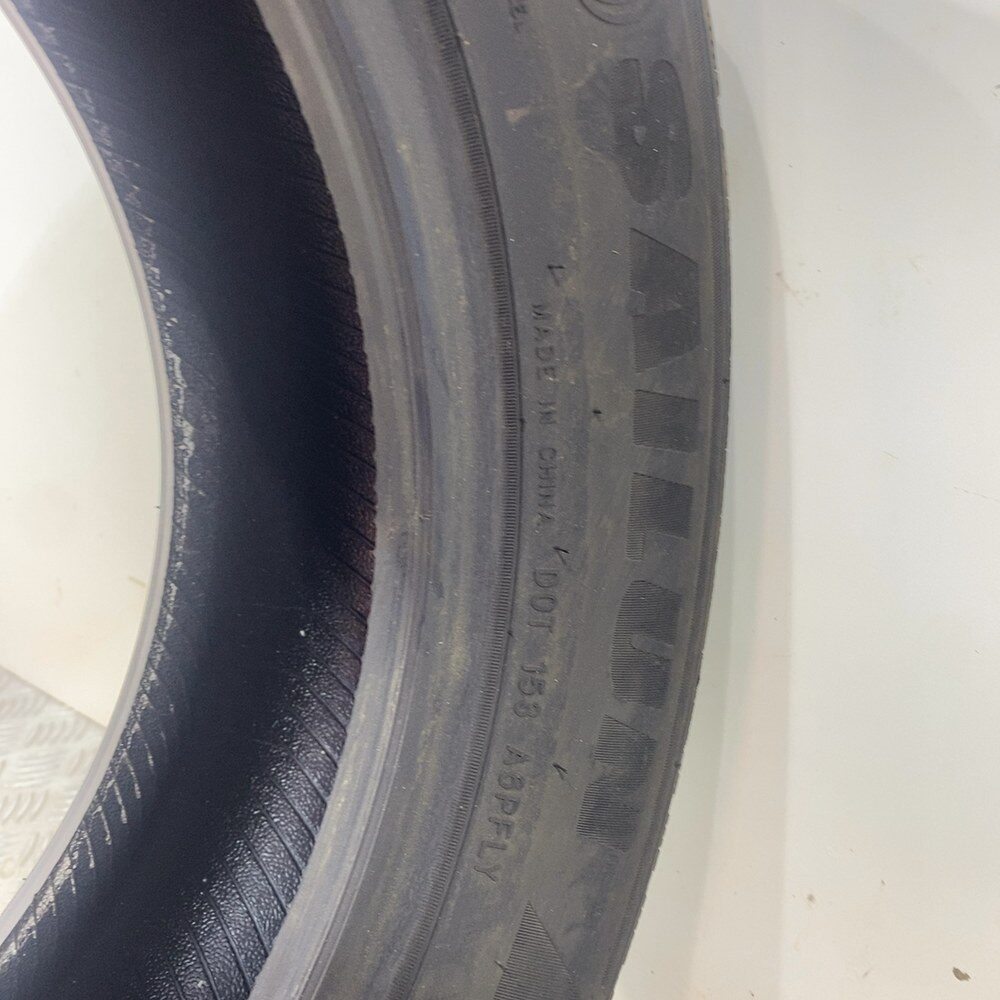 Gomma usata SAILUN Ice Blazer Alpine 165/70 R14 81T – foto 06 | Prima Gomme SAILUN Ice Blazer Alpine 165/70 R14 81T, dettaglio fotografico 6
