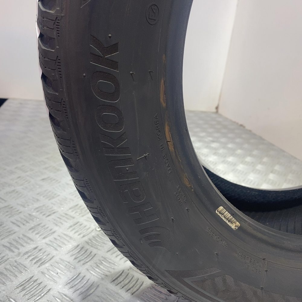 Gomma usata HANKOOK Winter I*Cept RS3 185/60 R15 84T – foto 06 | Prima Gomme HANKOOK Winter I*Cept RS3 185/60 R15 84T, dettaglio fotografico 6