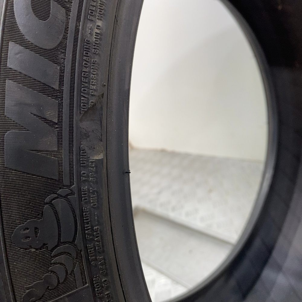 Gomma usata MICHELIN PILOT ALPIN PA4 255/40 R20 101W: fino a 270 km/h – foto 06 | Prima Gomme MICHELIN PILOT ALPIN PA4 255/40 R20 101W: fino a 270 km/h, dettaglio fotografico 6
