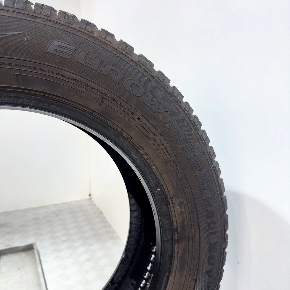 Gomma usata FALKEN Eurowinter HS01 SUV 215/65 R17 99H – foto 06 | Prima Gomme FALKEN Eurowinter HS01 SUV 215/65 R17 99H, dettaglio fotografico 6