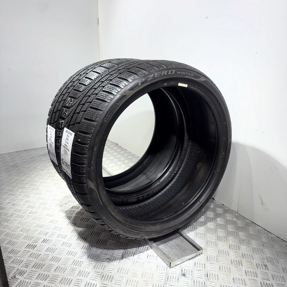 Gomme usate PIRELLI P Zero Winter 245/35 R20 91V – foto 06 | Prima Gomme PIRELLI P Zero Winter 245/35 R20 91V, dettaglio fotografico 6