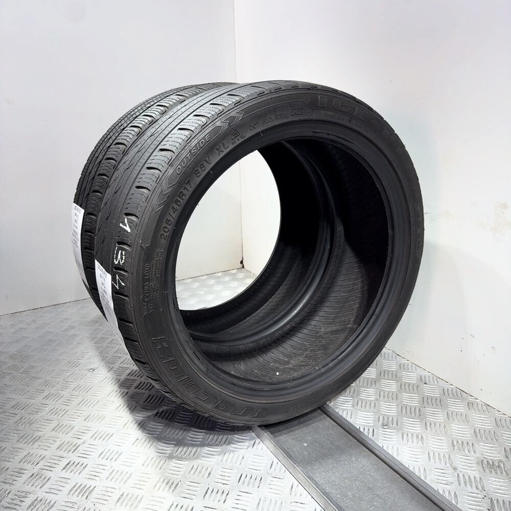Gomme Usate 205 45 R17 88V XL Tracmax Ice-Plus S210 Invernali | Gomme Usate | PrimaGomme.it TRACMAX Ice-Plus S210 205/45 R17 88V, dettaglio fotografico 6
