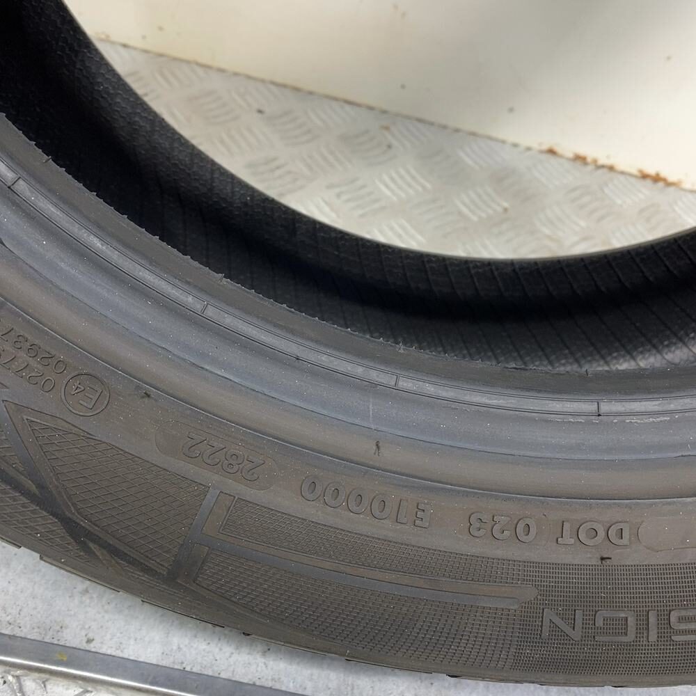Gomma usata Vredestein Wintrac Pro 205/55 R17 95V – foto 07 | Prima Gomme Vredestein Wintrac Pro 205/55 R17 95V, dettaglio fotografico 7