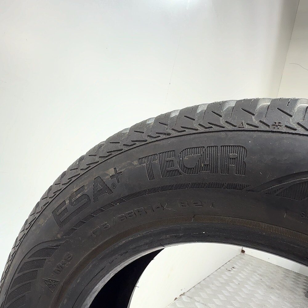 Gomma usata ESA+ TECAR Super Grip 9 175/65 R14 82T – foto 07 | Prima Gomme ESA+ TECAR Super Grip 9 175/65 R14 82T, dettaglio fotografico 7