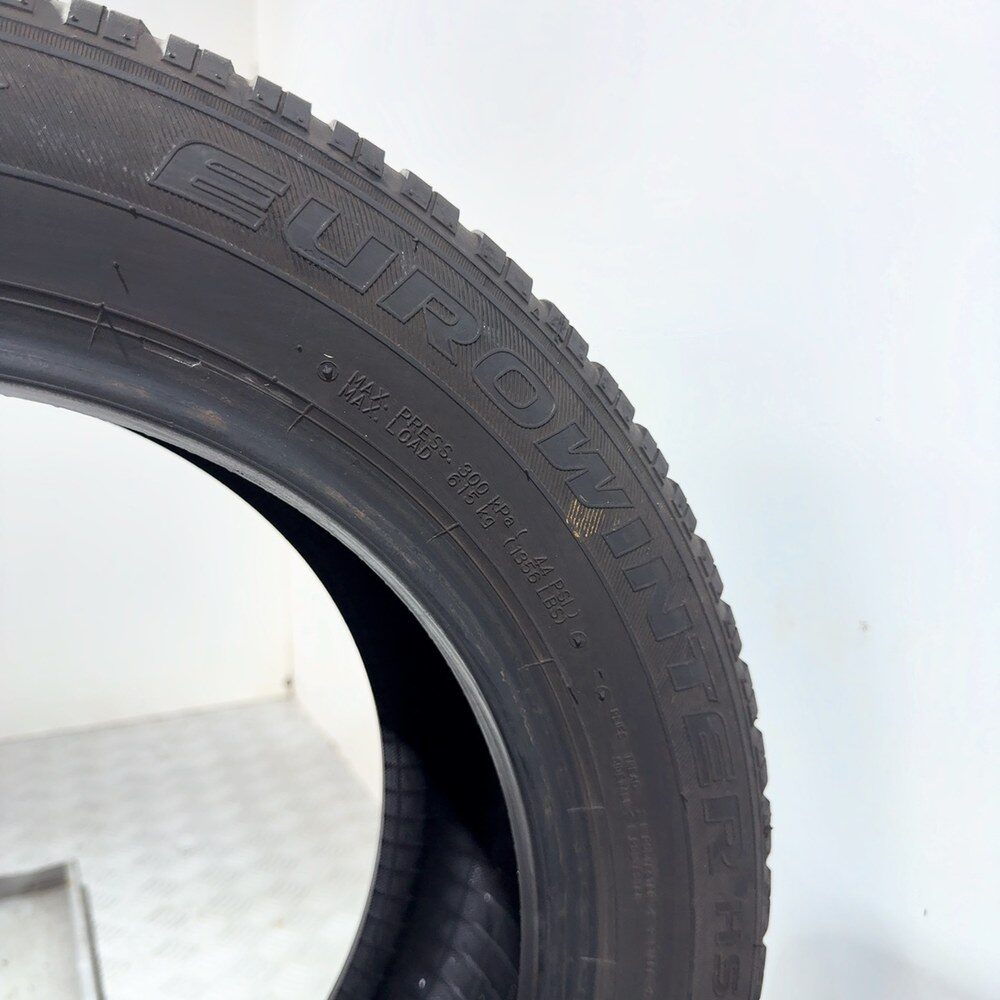 Gomma usata FALKEN Eurowinter HS01 205/55 R16 91T – foto 07 | Prima Gomme FALKEN Eurowinter HS01 205/55 R16 91T, dettaglio fotografico 7