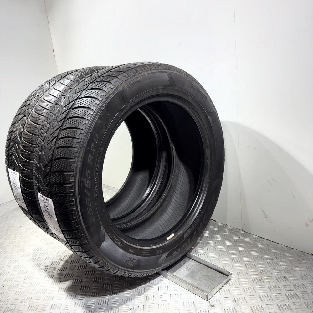 Gomme usate PIRELLI Scorpion Winter 255/55 R20 110V – foto 07 | Prima Gomme PIRELLI Scorpion Winter 255/55 R20 110V, dettaglio fotografico 7