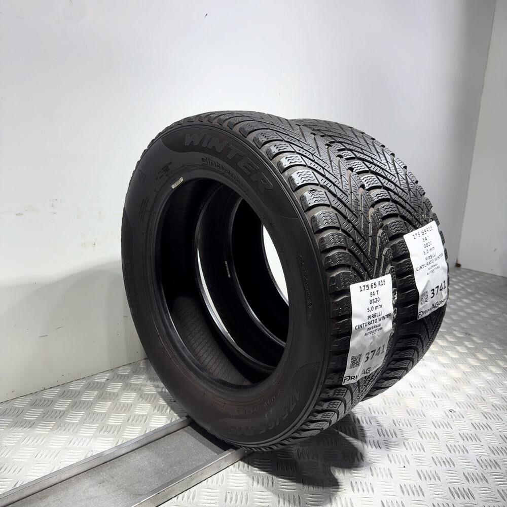 Gomme usate PIRELLI Cinturato Winter 175/65 R15 84T – foto 07 | Prima Gomme PIRELLI Cinturato Winter 175/65 R15 84T, dettaglio fotografico 7