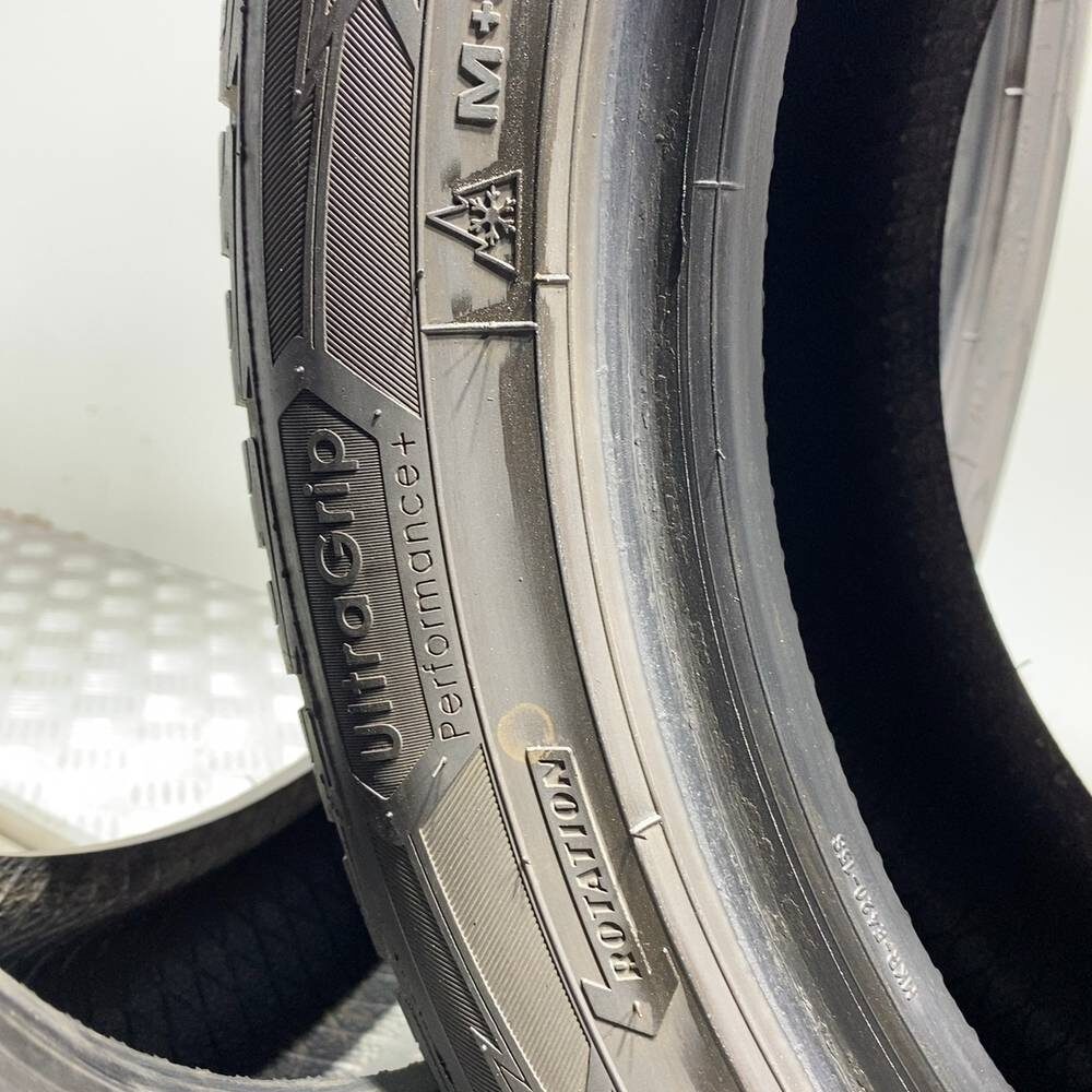Gomme Usate 215 55 R17 98V XL Goodyear Ultragrip Performance+ 79% Invernali | Gomme Usate | PrimaGomme.it GOODYEAR Ultragrip Performance+ 215/55 R17 98V, dettaglio fotografico 7