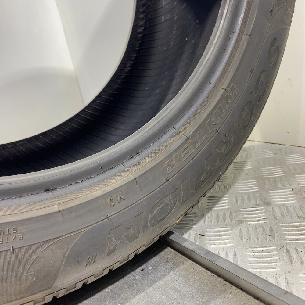 Gomma usata PIRELLI Scorpion Winter 275/45 R20 110V – foto 08 | Prima Gomme PIRELLI Scorpion Winter 275/45 R20 110V, dettaglio fotografico 8