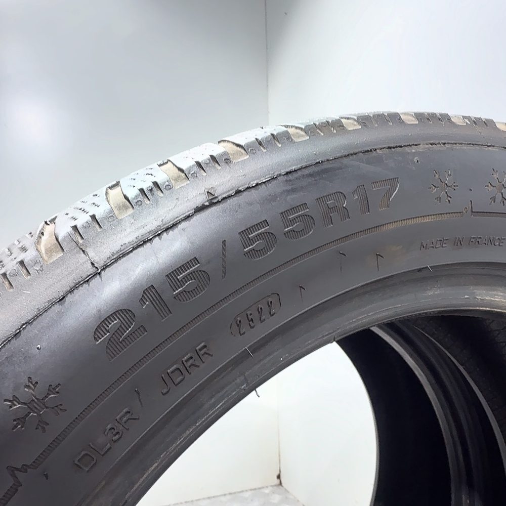 Gomme usate DUNLOP Winter Sport 5 215/55 R17 98V – foto 08 | Prima Gomme DUNLOP Winter Sport 5 215/55 R17 98V, dettaglio fotografico 8