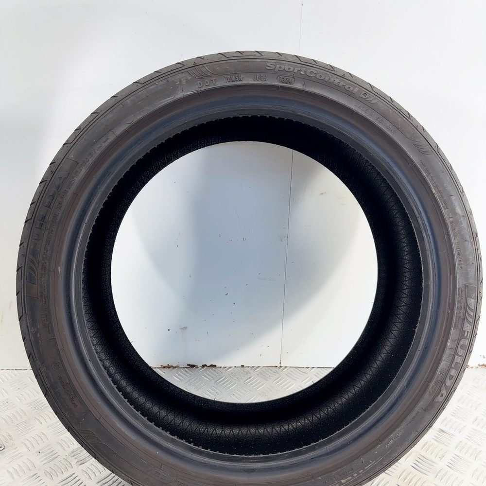 Gomme Usate 235 40 R18 92Y FULDA SPORTCONTROL 2 Estive | Gomme Usate | PrimaGomme.it FULDA SPORTCONTROL 2 235/40 R18 92Y: fino a 300 km/h, dettaglio fotografico 8