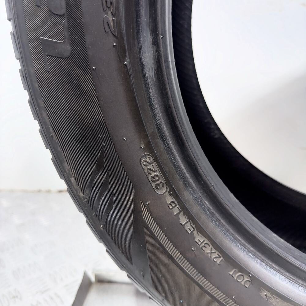 Gomme Usate 235 55 R17 103V XL Laufenn I Fit+ Invernali | Gomme Usate | PrimaGomme.it LAUFENN I FIT+ 235/55 R17 103V, dettaglio fotografico 8
