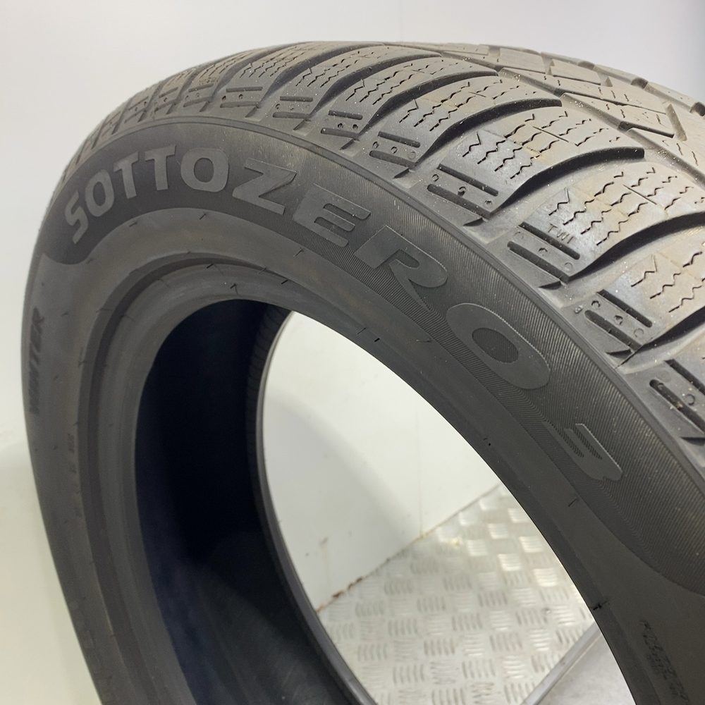 Gomma usata PIRELLI Sottozero 3 225/55 R17 101V – foto 09 | Prima Gomme PIRELLI Sottozero 3 225/55 R17 101V, dettaglio fotografico 9