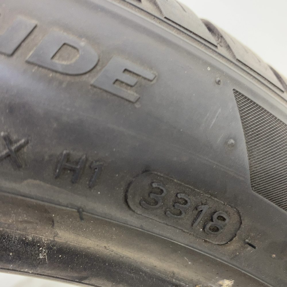 Gomma usata HANKOOK Winter I*Cept Evo2 255/40 R20 101W: fino a 270 km/h – foto 09 | Prima Gomme HANKOOK Winter I*Cept Evo2 255/40 R20 101W: fino a 270 km/h, dettaglio fotografico 9