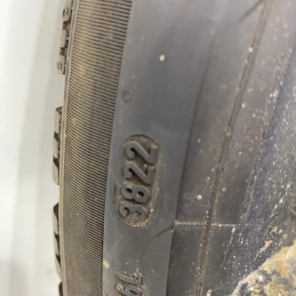 Gomma usata PIRELLI Cinturato Winter 2 225/45 R18 95V – foto 09 | Prima Gomme PIRELLI Cinturato Winter 2 225/45 R18 95V, dettaglio fotografico 9