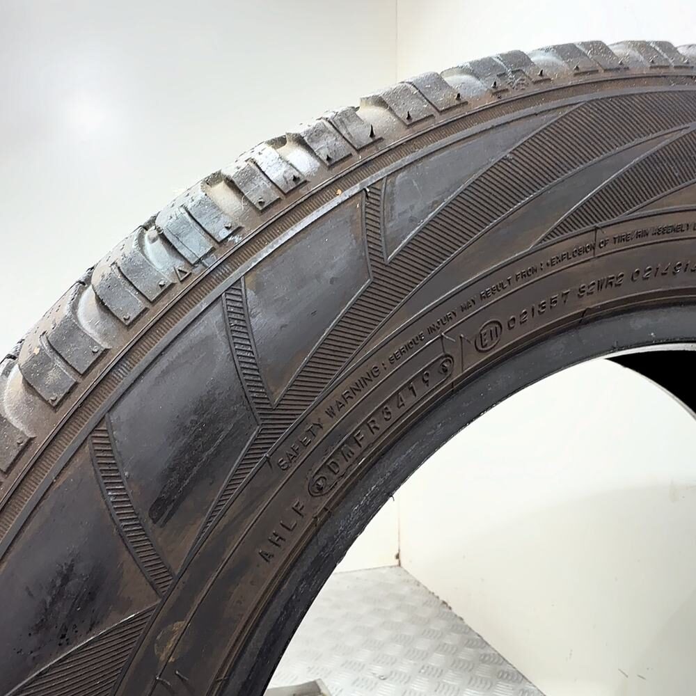 Gomma usata FALKEN Eurowinter HS01 SUV 215/65 R17 99H – foto 09 | Prima Gomme FALKEN Eurowinter HS01 SUV 215/65 R17 99H, dettaglio fotografico 9