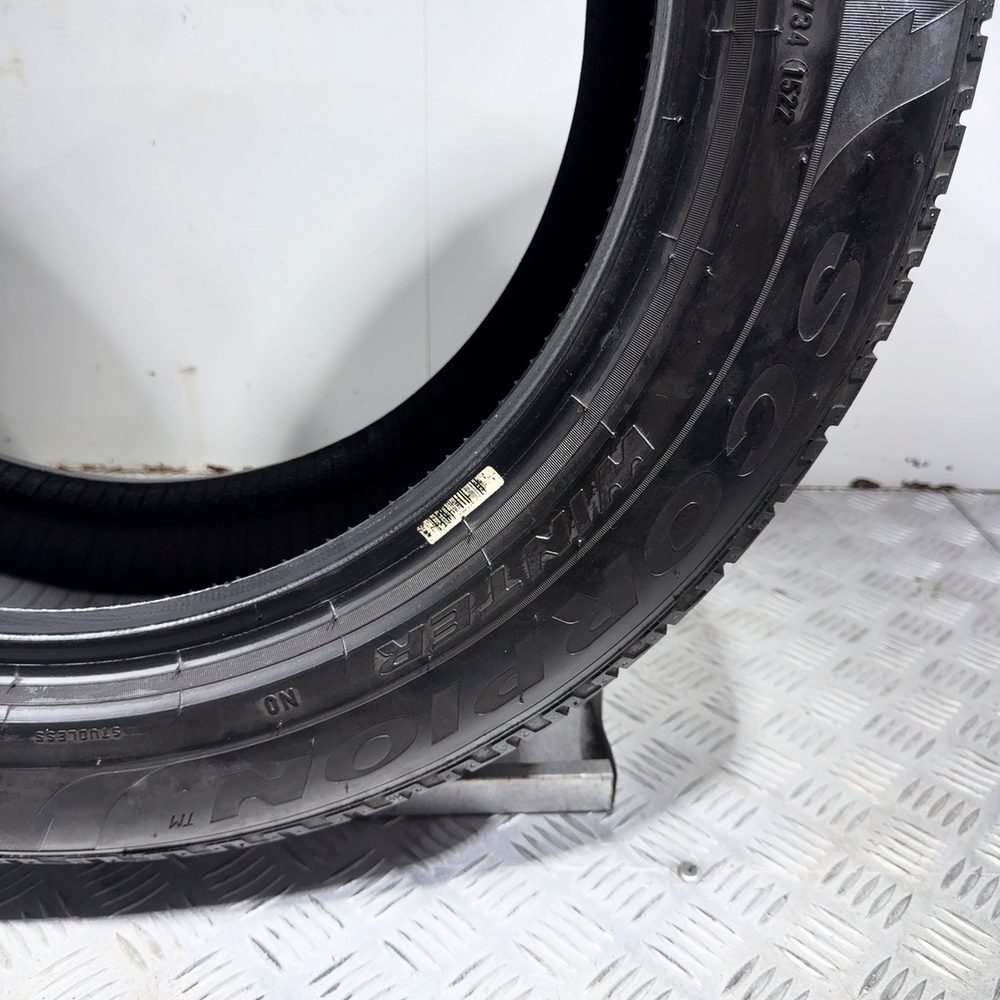 Gomme usate PIRELLI Scorpion Winter 235/55 R19 101V – foto 09 | Prima Gomme PIRELLI Scorpion Winter 235/55 R19 101V, dettaglio fotografico 9
