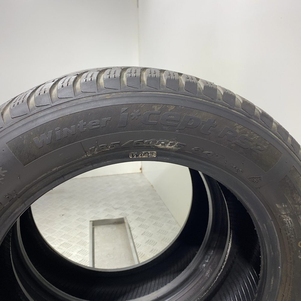 Gomme Usate 185 60 R15 84T Hankook Winter I*Cept RS2 71% Invernali | Gomme Usate | PrimaGomme.it HANKOOK Winter I*Cept RS2 185/60 R15 84T, dettaglio fotografico 9