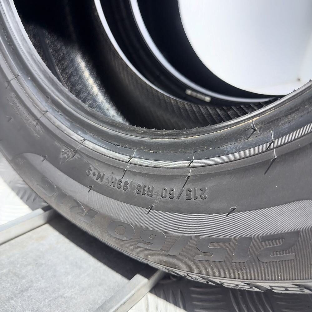 Gomme usate PIRELLI Sottozero 3 215/60 R16 99H – foto 11 | Prima Gomme PIRELLI Sottozero 3 215/60 R16 99H, dettaglio fotografico 11