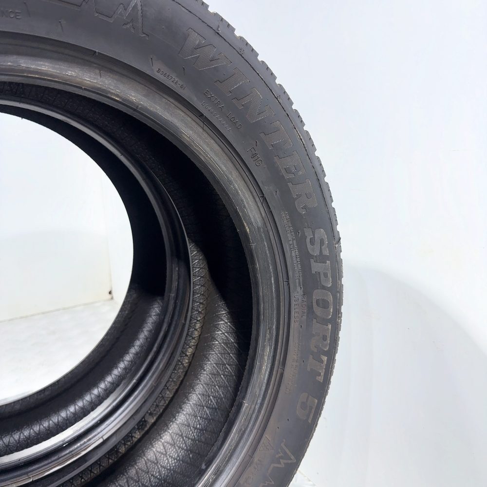 Gomme usate DUNLOP Winter Sport 5 215/55 R17 98V – foto 11 | Prima Gomme DUNLOP Winter Sport 5 215/55 R17 98V, dettaglio fotografico 11