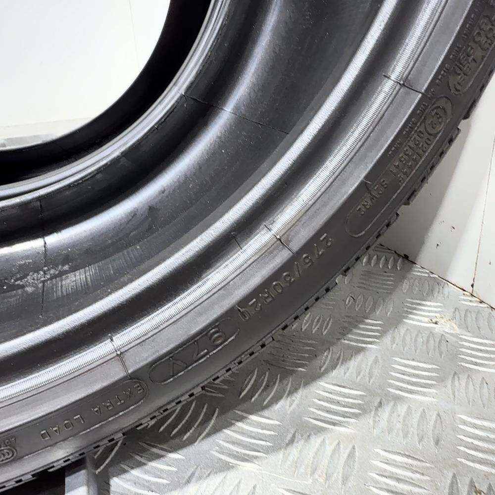 Gomme usate MICHELIN PILOT ALPIN PA4 275/30 R20 97V – foto 11 | Prima Gomme MICHELIN PILOT ALPIN PA4 275/30 R20 97V, dettaglio fotografico 11