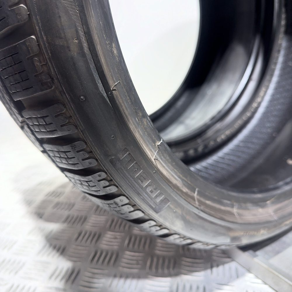 Gomme usate PIRELLI P Zero Winter 245/35 R20 91V – foto 11 | Prima Gomme PIRELLI P Zero Winter 245/35 R20 91V, dettaglio fotografico 11