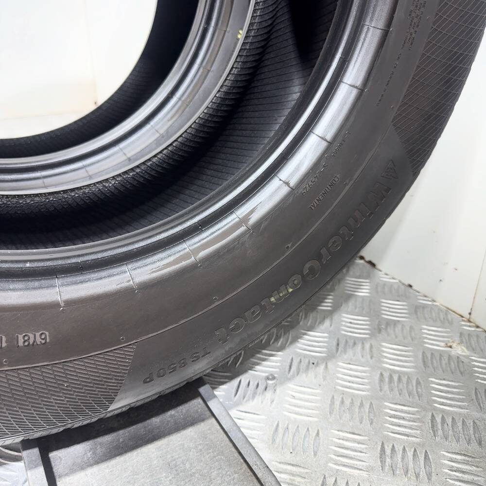 Gomme usate CONTINENTAL Wintercontact TS 850 P 235/65 R17 108H – foto 11 | Prima Gomme CONTINENTAL Wintercontact TS 850 P 235/65 R17 108H, dettaglio fotografico 11