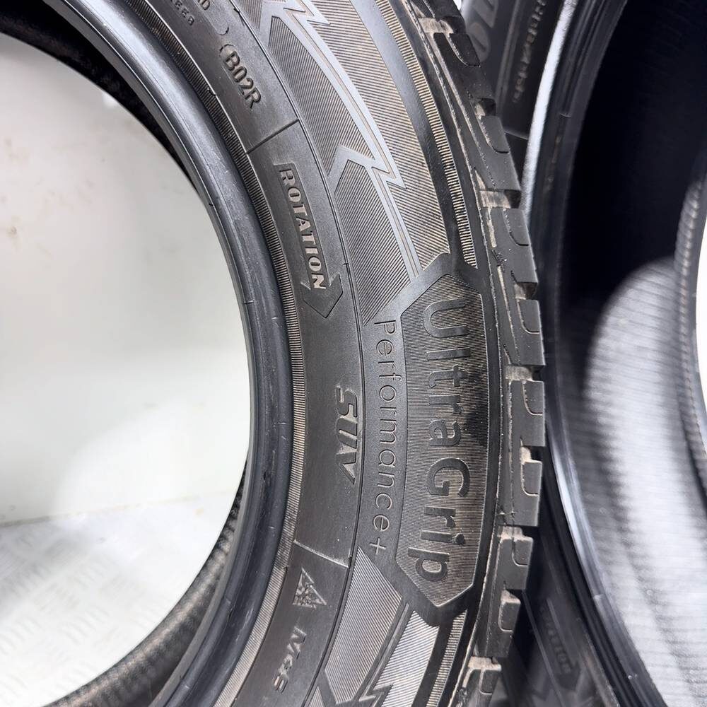 Gomme Usate 225 65 R17 106H XL Goodyear Ultragrip Performance+ SUV Invernali | Gomme Usate | PrimaGomme.it GOODYEAR Ultragrip Performance+ SUV 225/65 R17 106H, dettaglio fotografico 11
