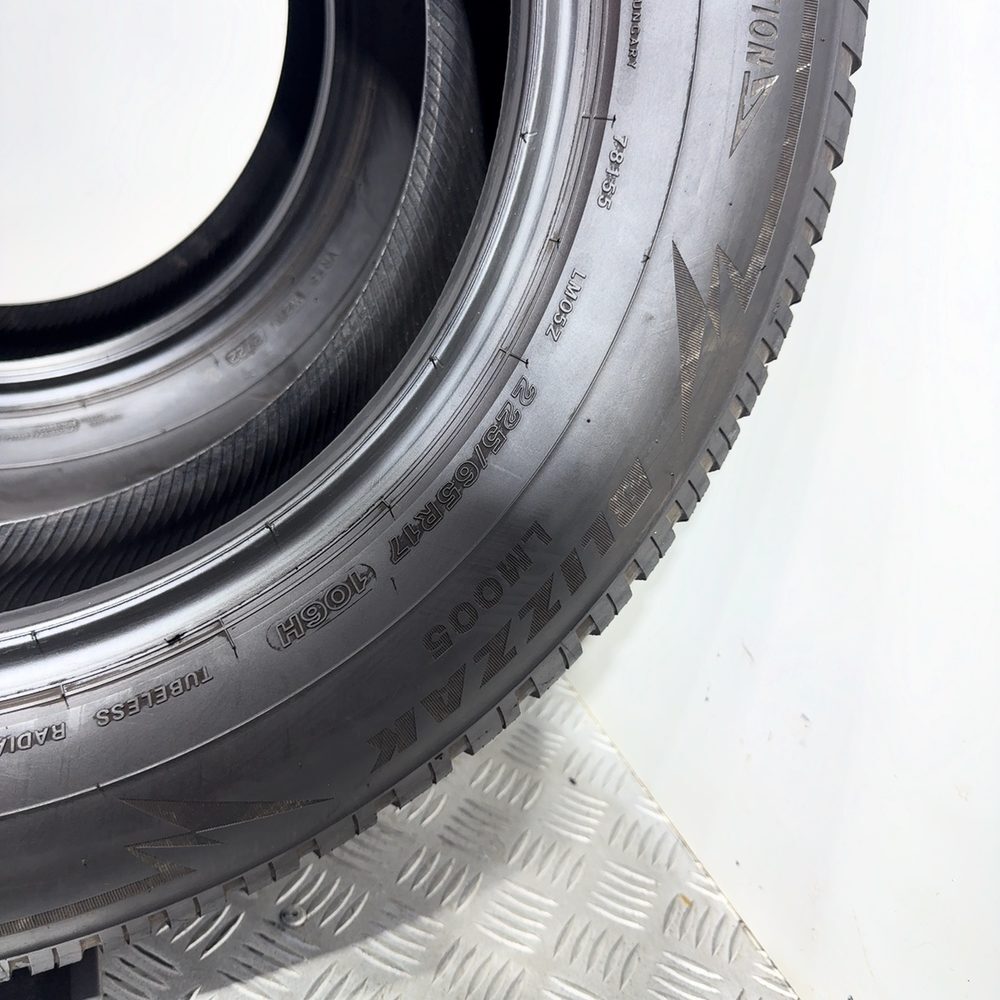 Gomme Usate 225 65 R17 106H Bridgestone Blizzak LM005 Invernali | Gomme Usate | PrimaGomme.it BRIDGESTONE Blizzak LM005 225/65 R17 106H, dettaglio fotografico 11