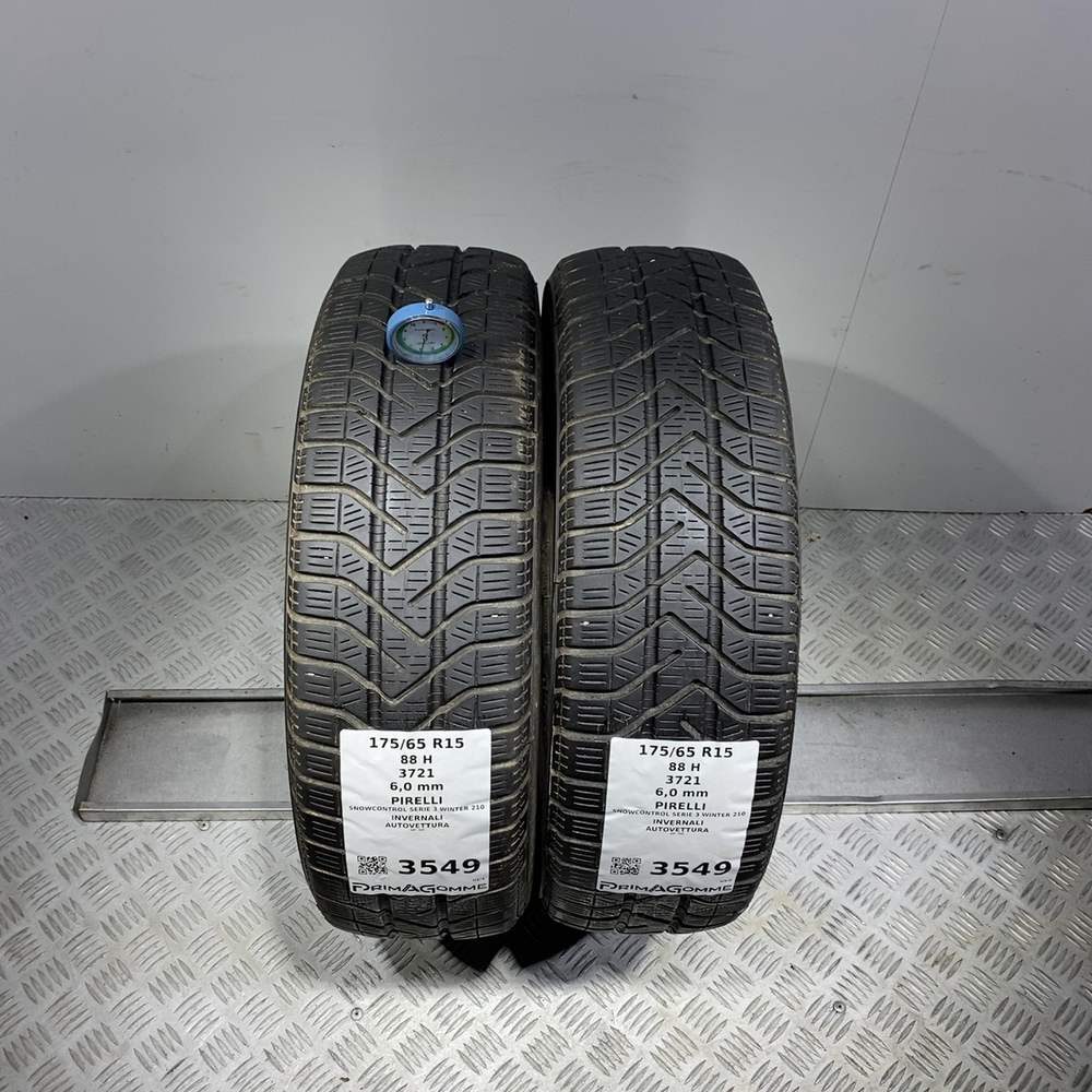 Gomme Usate 175 65 R15 88H Pirelli Snowcontrol Serie 3 Winter 210 86% Invernali | Gomme Usate | PrimaGomme.it PIRELLI Snowcontrol Serie 3 Winter 210 175/65 R15 88H, dettaglio fotografico 7
