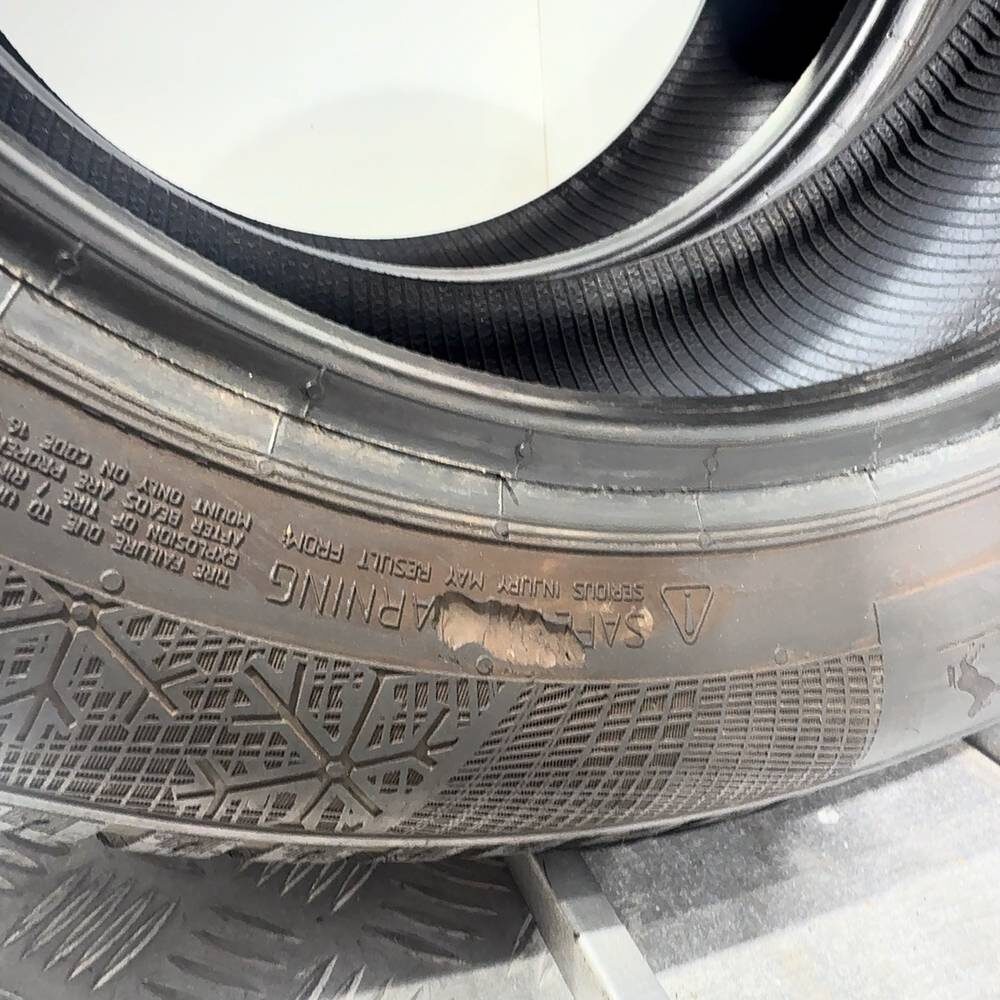 Gomme usate CONTINENTAL Winter Contact TS 860 205/55 R16 91T – foto 12 | Prima Gomme CONTINENTAL Winter Contact TS 860 205/55 R16 91T, dettaglio fotografico 12