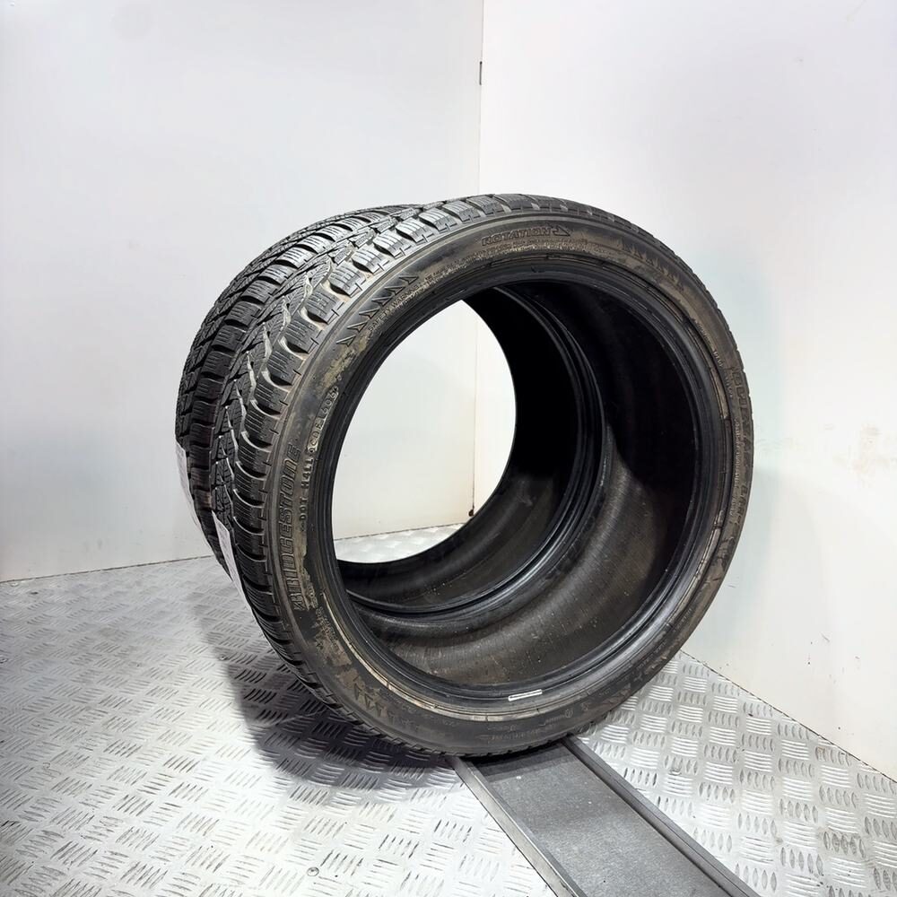 Gomme Usate 235 40 R18 95V XL Bridgestone Blizzak LM-25V 98% Invernali | Gomme Usate | PrimaGomme.it BRIDGESTONE Blizzak LM-25V 235/40 R18 95V, dettaglio fotografico 12