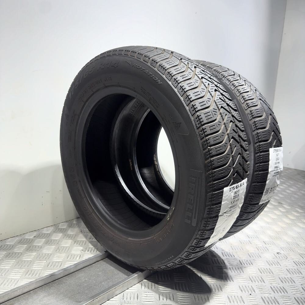 Gomme usate PIRELLI Snowcontrol Winter 190 Serie 3 175/65 R14 82T – foto 13 | Prima Gomme PIRELLI Snowcontrol Winter 190 Serie 3 175/65 R14 82T, dettaglio fotografico 13