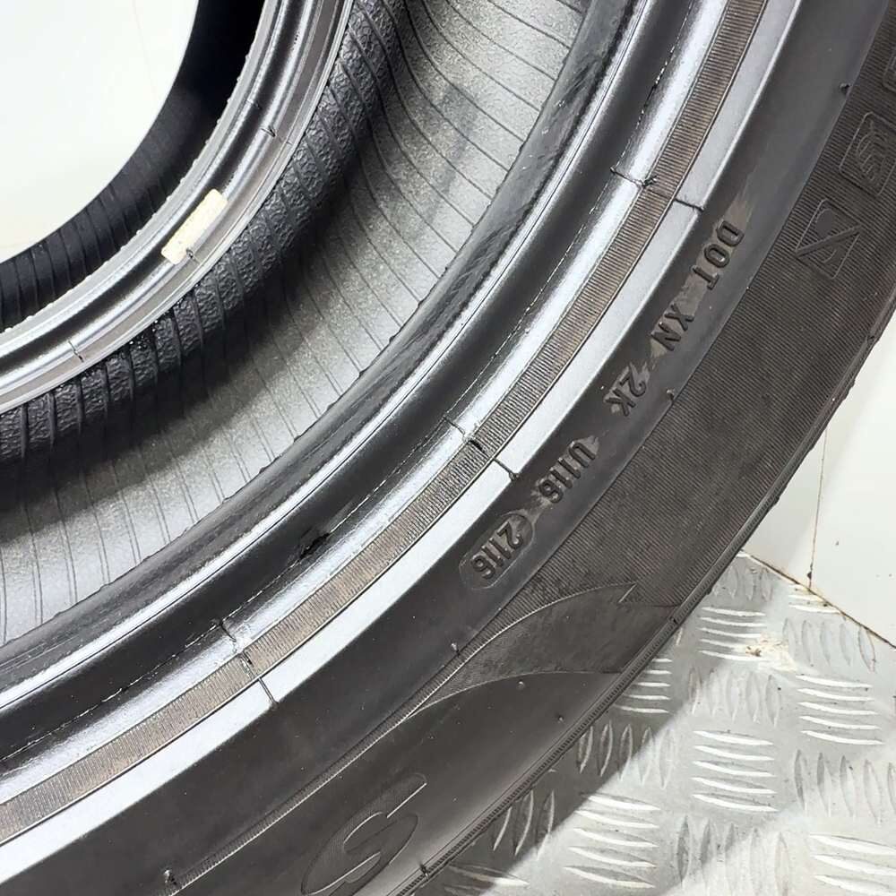 Gomme usate PIRELLI Scorpion Winter 255/55 R20 110V – foto 14 | Prima Gomme PIRELLI Scorpion Winter 255/55 R20 110V, dettaglio fotografico 14