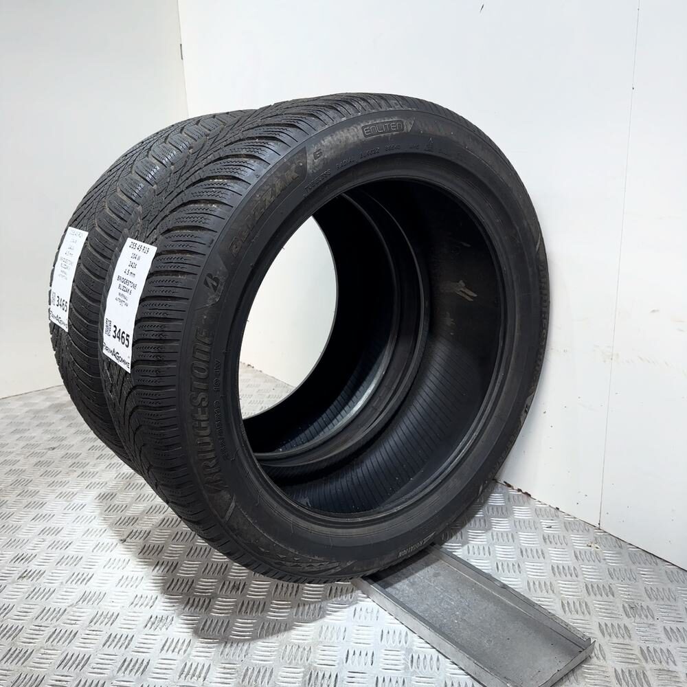 Gomme usate BRIDGESTONE Blizzak 6 255/45 R19 104W: fino a 270 km/h – foto 16 | Prima Gomme BRIDGESTONE Blizzak 6 255/45 R19 104W: fino a 270 km/h, dettaglio fotografico 16