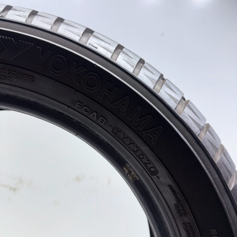 Gomme usate YOKOHAMA W.Drive 175/60 R16 82H – foto 08 | Prima Gomme YOKOHAMA W.Drive 175/60 R16 82H, dettaglio fotografico 8