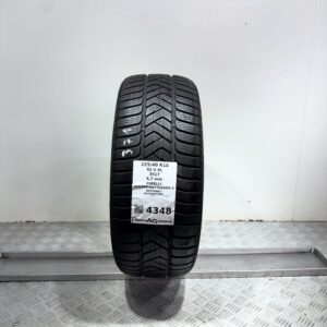Gomma Usata 225 40 R18 92V XL Pirelli Winter Sottozero 3 74% Invernali