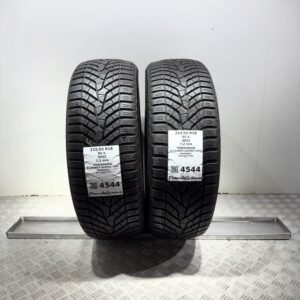 Gomme Usate 215 55 R18 95V Yokohama Bluearth Winter V905 98% Invernali