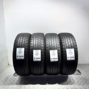 Gomme Usate 225 65 R17 102H Tracmax Ice-Plus S220 Invernali