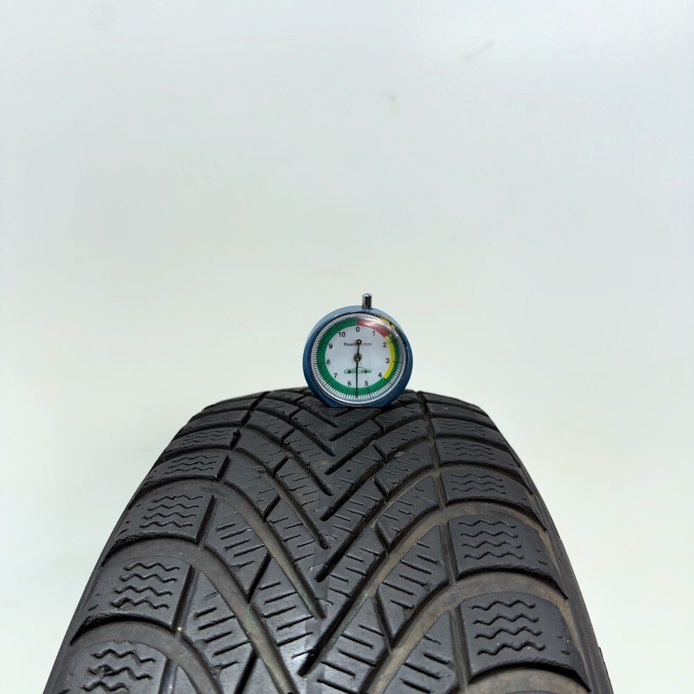 Gomma usata PIRELLI Cinturato Winter 185/65 R15 88T – foto 02 | Prima Gomme PIRELLI Cinturato Winter 185/65 R15 88T, dettaglio fotografico 2