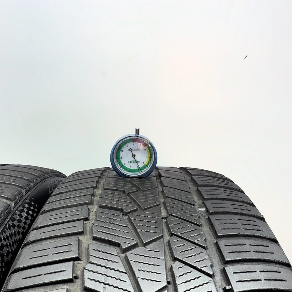 Gomme usate CONTINENTAL Wintercontact TS 860S 225/40 R19 93H – foto 02 | Prima Gomme CONTINENTAL Wintercontact TS 860S 225/40 R19 93H, dettaglio fotografico 2