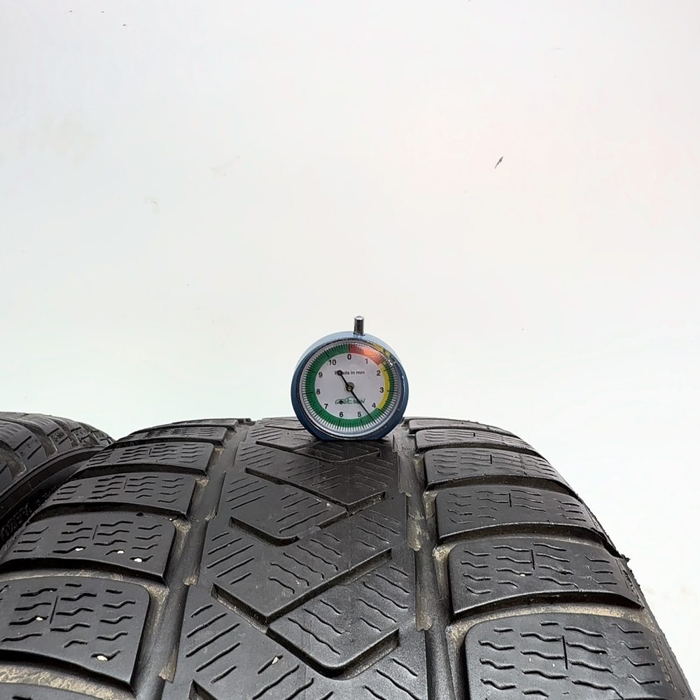 Gomme Usate 235 45 R18 98V Pirelli Winter Sottozero 3 Invernali | Gomme Usate | PrimaGomme.it PIRELLI Winter Sottozero 3 235/45 R18 98V, dettaglio fotografico 2